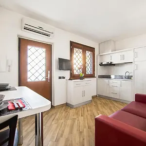 Casa vacanze Borgo Aureo, Roma